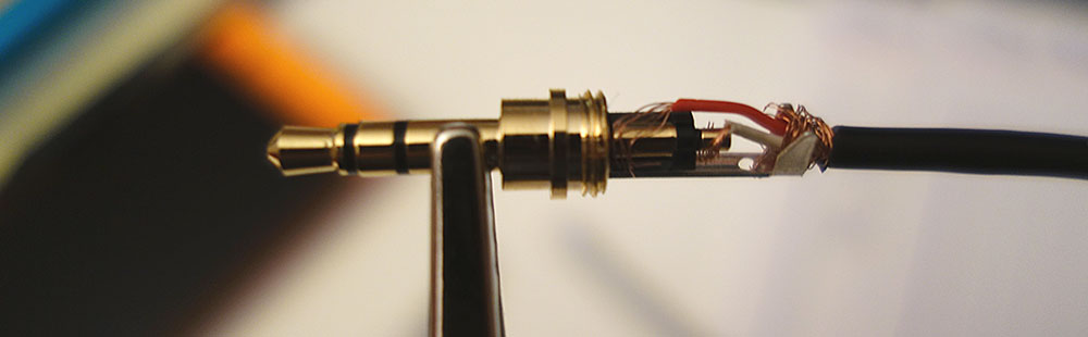 audio jack ready for soldering